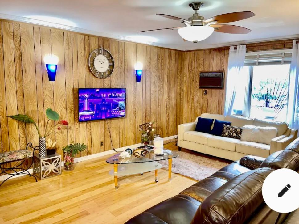 Lga Airport 3 Mins, 3 Bedroom Duplex House, Parking And Private Backyard, 9Mins Subway! Νέα Υόρκη Εξωτερικό φωτογραφία