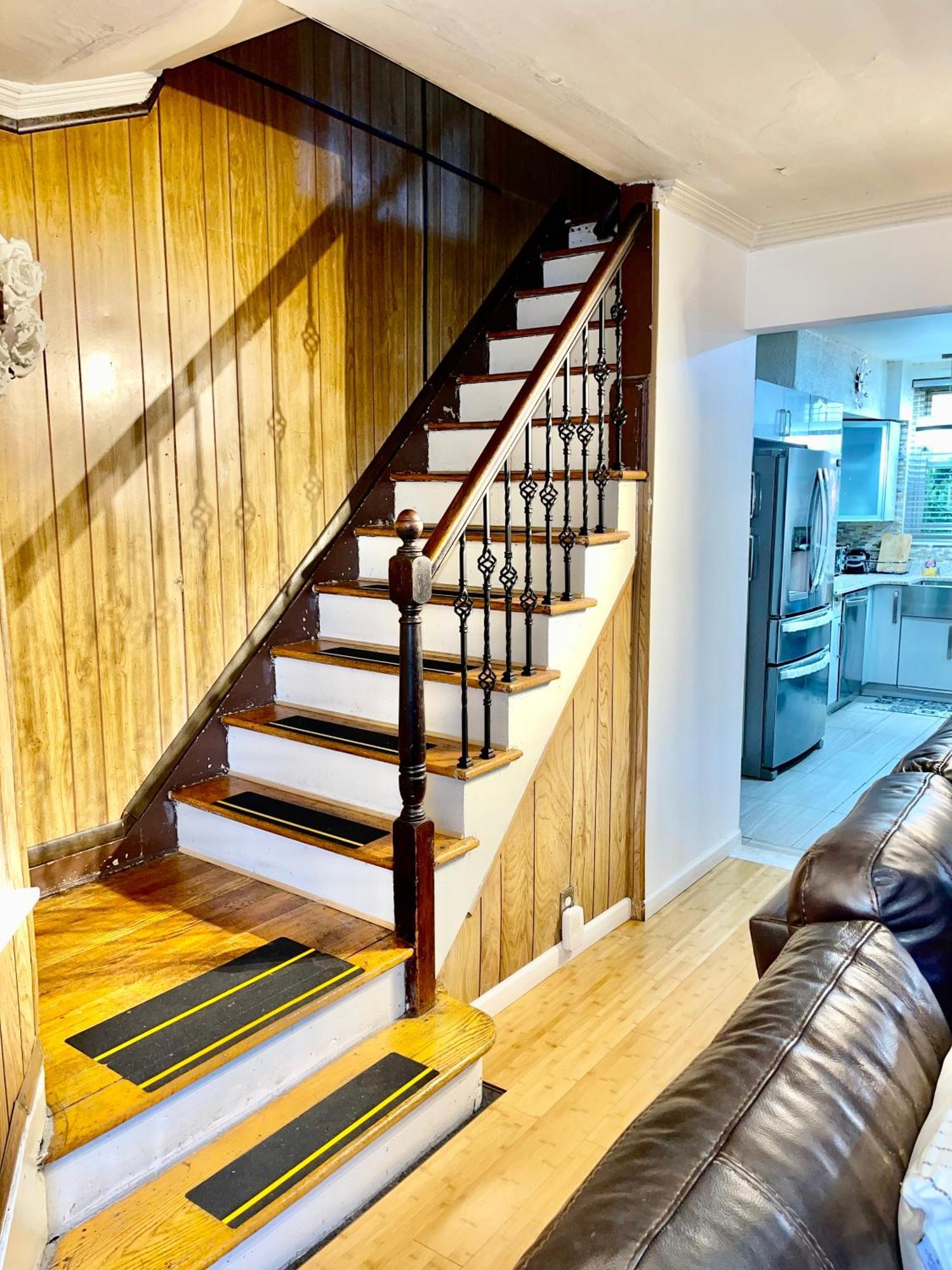 Lga Airport 3 Mins, 3 Bedroom Duplex House, Parking And Private Backyard, 9Mins Subway! Νέα Υόρκη Εξωτερικό φωτογραφία